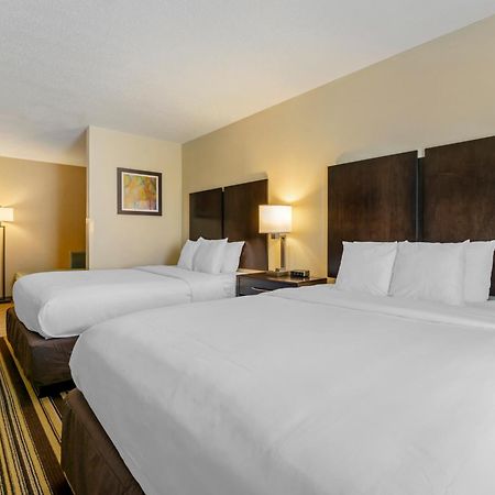 Comfort Inn & Suites Triadelphia Zewnętrze zdjęcie
