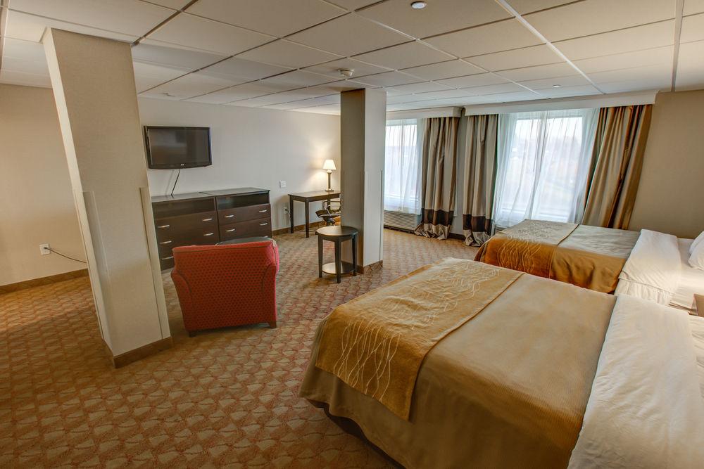 Comfort Inn & Suites Triadelphia Zewnętrze zdjęcie
