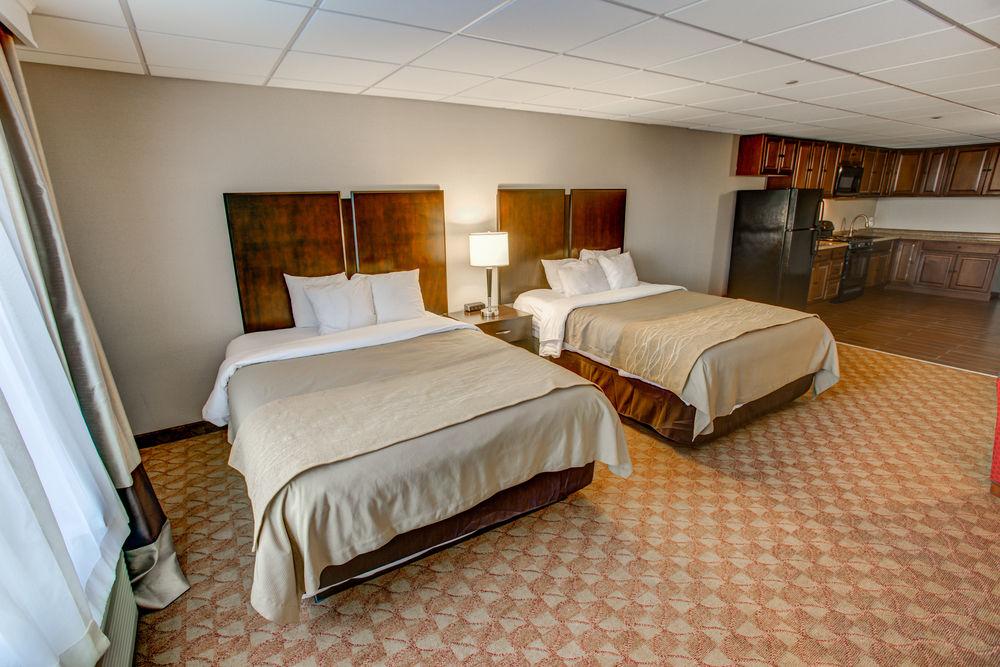 Comfort Inn & Suites Triadelphia Zewnętrze zdjęcie