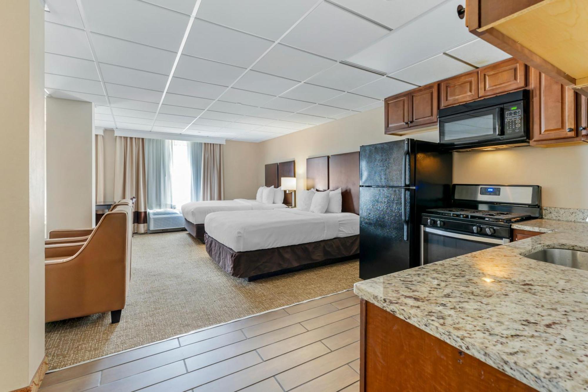 Comfort Inn & Suites Triadelphia Zewnętrze zdjęcie