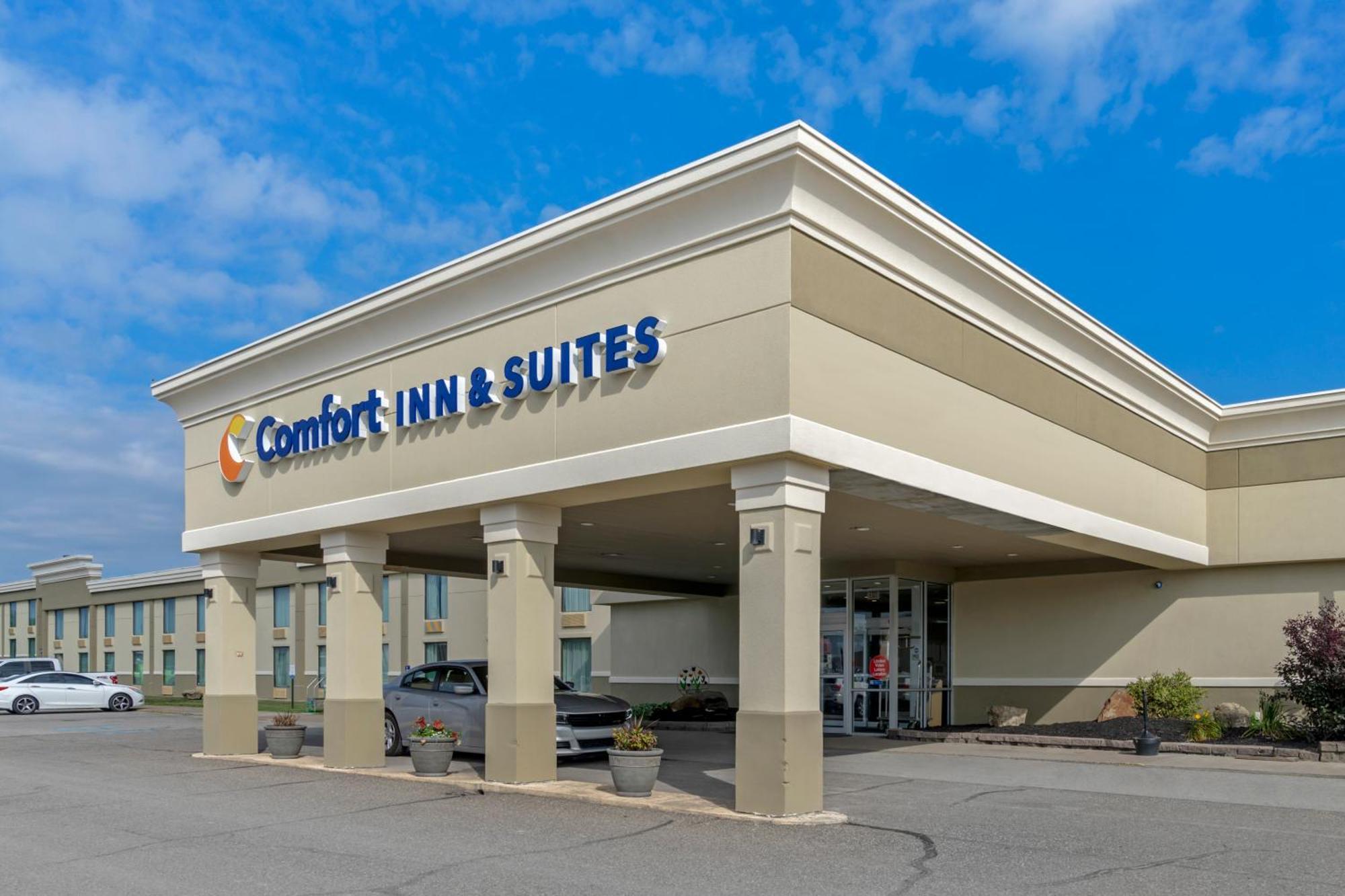 Comfort Inn & Suites Triadelphia Zewnętrze zdjęcie